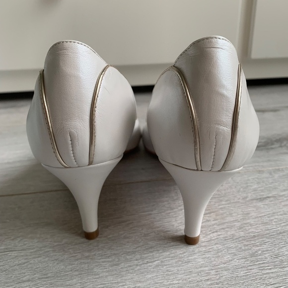 Rachel Simpson Ada Ivory peeptoe heels - Picture 5 of 9